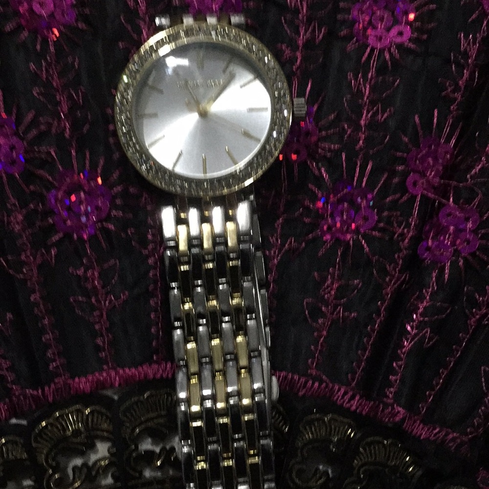 A beautiful watch Michael kors